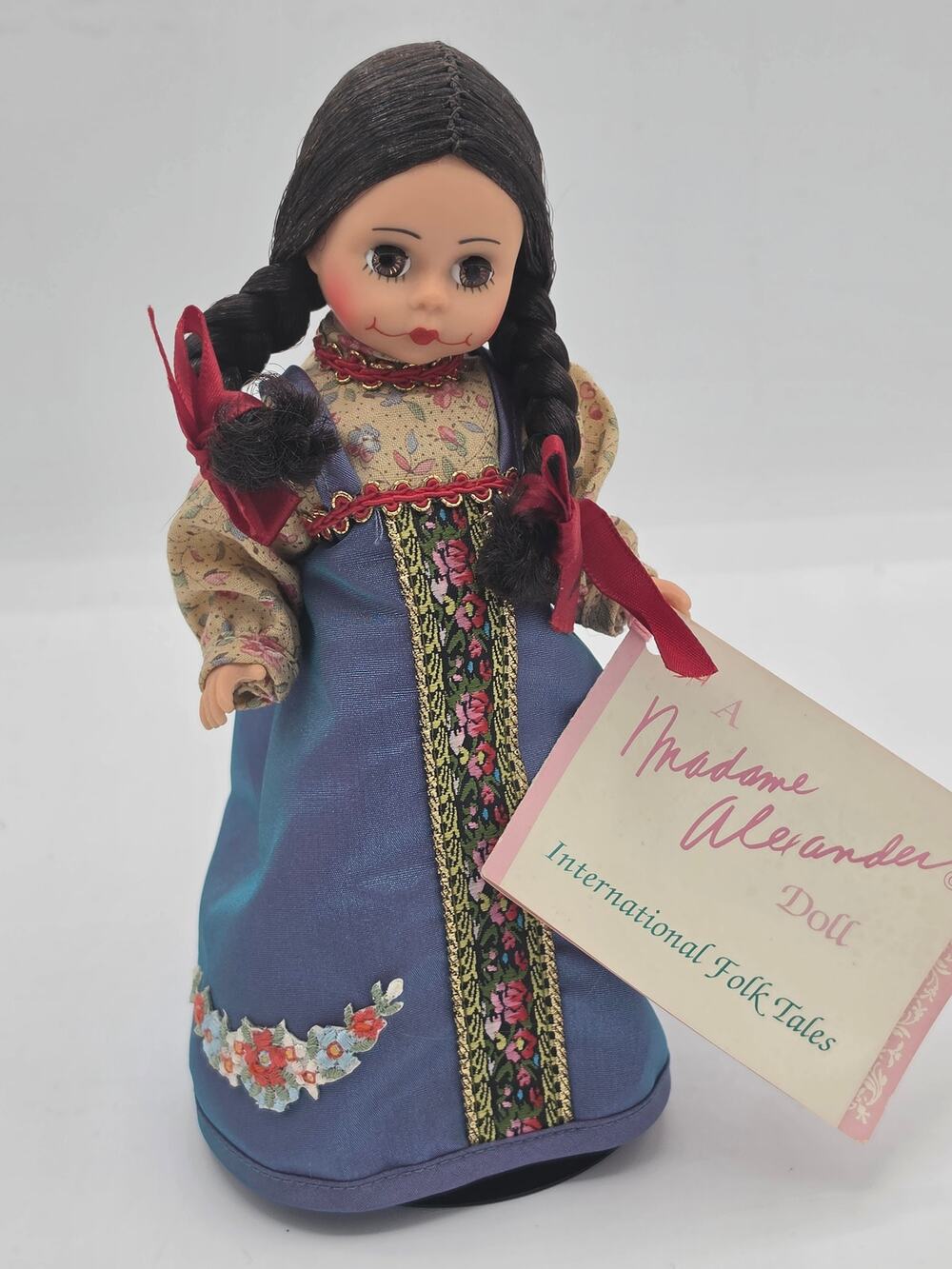 Madame Alexander 1995 Vassalissa Russia Kukla Doll International Folk 11101 VTG